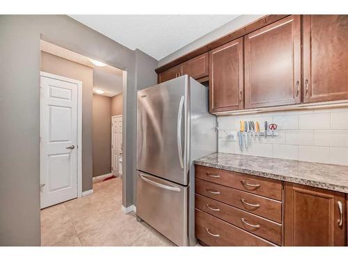 10582 Cityscape Drive Ne, Calgary, AB - Indoor Photo Showing Kitchen