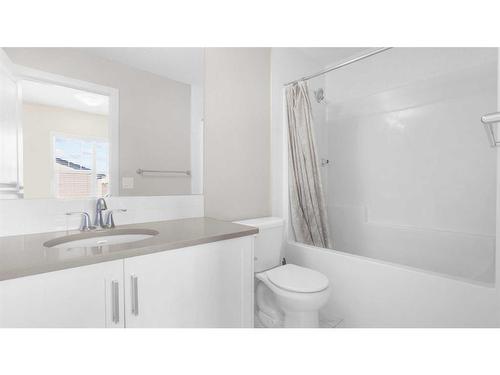 263 Sage Bluff Rise Nw, Calgary, AB - Indoor Photo Showing Bathroom