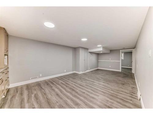 8628 Atlas Drive Se, Calgary, AB - Indoor