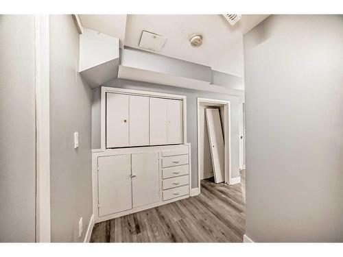 8628 Atlas Drive Se, Calgary, AB - Indoor Photo Showing Other Room