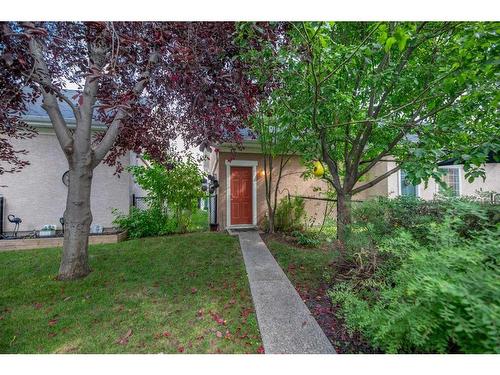 13 Prestwick Estate Gate Se, Calgary, AB - Outdoor