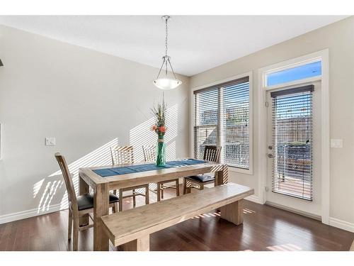 61 Sherwood Heights Nw, Calgary, AB - Indoor Photo Showing Dining Room