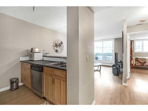 912-738 3 Avenue Sw, Calgary, AB - Indoor