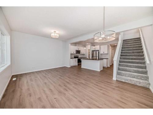 1481 Bayview Point, Airdrie, AB - Indoor