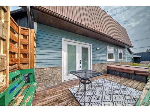 11 Centre Street, Strathmore, AB - Outdoor With Deck Patio Veranda With Exterior