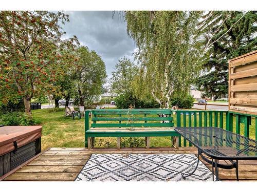 11 Centre Street, Strathmore, AB - Outdoor With Deck Patio Veranda With Backyard