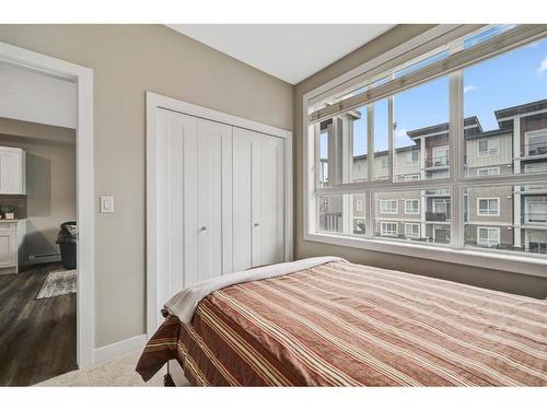 215-20 Walgrove Se, Calgary, AB - Indoor Photo Showing Bedroom