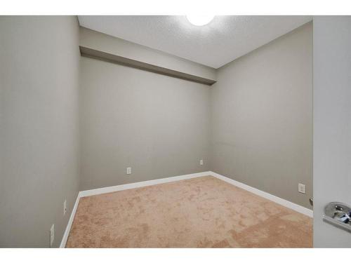 215-20 Walgrove Se, Calgary, AB - Indoor Photo Showing Other Room