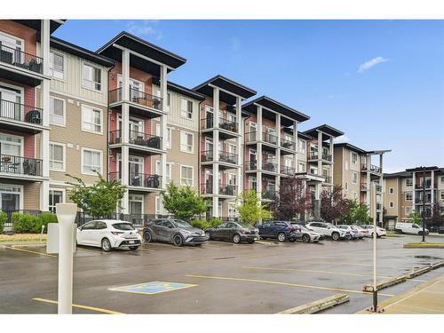 215-20 Walgrove Se, Calgary, AB - Outdoor With Balcony With Facade