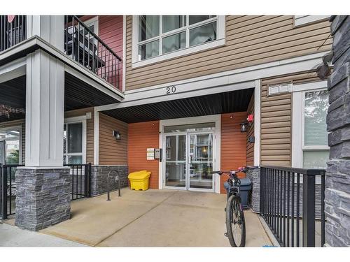 215-20 Walgrove Se, Calgary, AB - Outdoor With Balcony