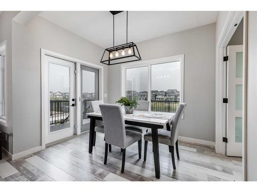 523 Kingsmere Way Se, Airdrie, AB - Indoor Photo Showing Dining Room