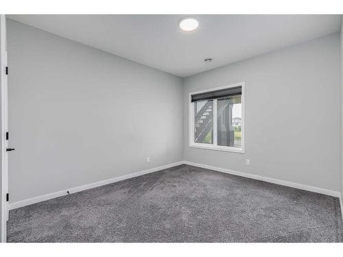 523 Kingsmere Way Se, Airdrie, AB - Indoor Photo Showing Other Room