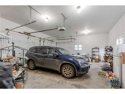 56210 Rr24 Range, Rural Lac Ste. Anne County, AB - Indoor Photo Showing Garage