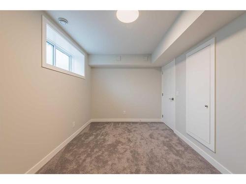 1539 33 Avenue Sw, Calgary, AB - Indoor Photo Showing Other Room