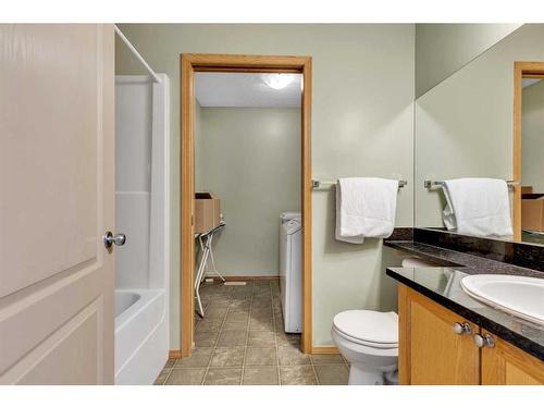 52 Panatella Gate Nw, Calgary, AB - Indoor Photo Showing Bathroom