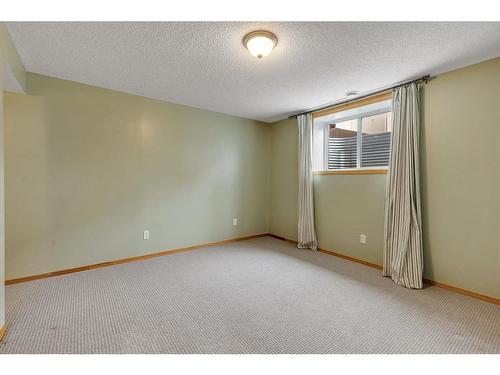 52 Panatella Gate Nw, Calgary, AB - Indoor Photo Showing Other Room