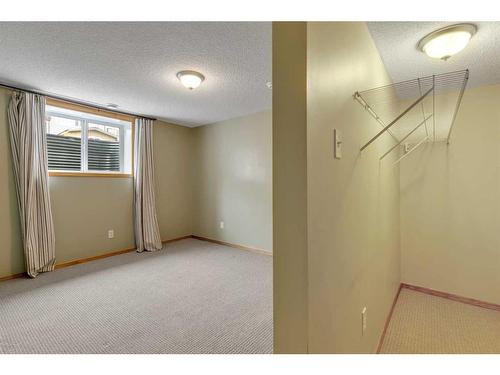 52 Panatella Gate Nw, Calgary, AB - Indoor Photo Showing Other Room