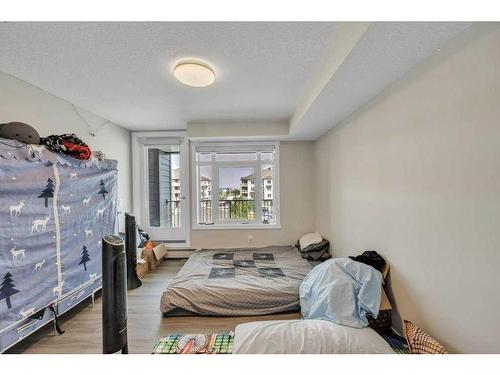 2302-6118 80 Avenue Ne, Calgary, AB - Indoor Photo Showing Bedroom