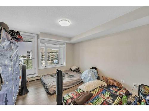 2302-6118 80 Avenue Ne, Calgary, AB - Indoor Photo Showing Bedroom