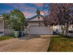 277 Fresno Place NE Calgary, AB T1Y 6Y3