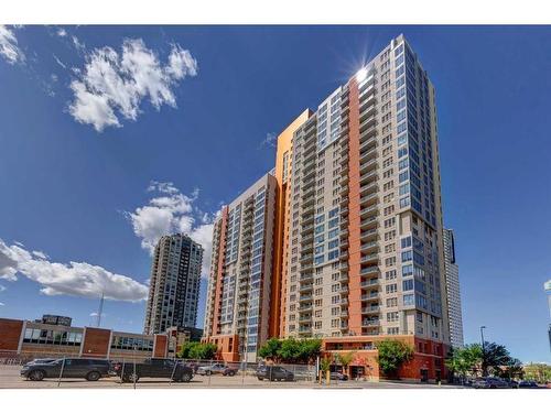 2502-1053 10 Street Sw, Calgary, AB - Outdoor With Balcony With Facade