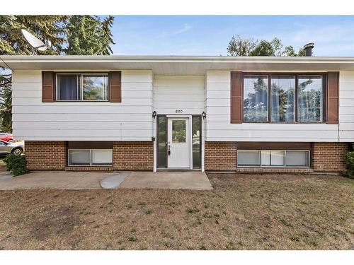 830 9 Avenue Ne, Three Hills, AB - Outdoor