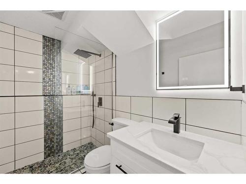 830 9 Avenue Ne, Three Hills, AB - Indoor Photo Showing Bathroom