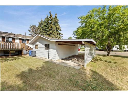 830 9 Avenue Ne, Three Hills, AB - Outdoor