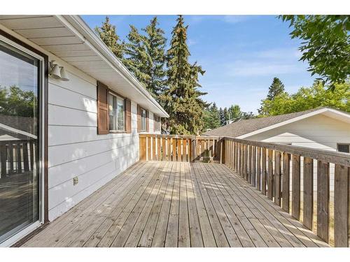 830 9 Avenue Ne, Three Hills, AB - Outdoor With Deck Patio Veranda With Exterior