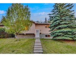 4819 41 Avenue SW Calgary, AB T3E 1H2