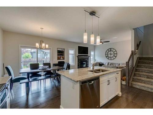 19 Vincent Crescent, Olds, AB - Indoor Photo Showing Kitchen With Double Sink