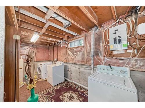 81 Castlebrook Way Ne, Calgary, AB - Indoor Photo Showing Laundry Room