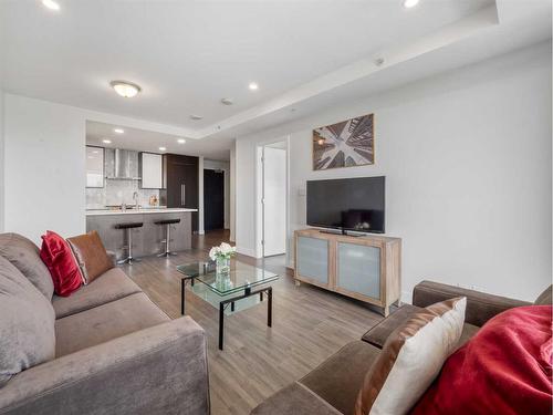 2504-930 16 Avenue Sw, Calgary, AB - Indoor Photo Showing Living Room