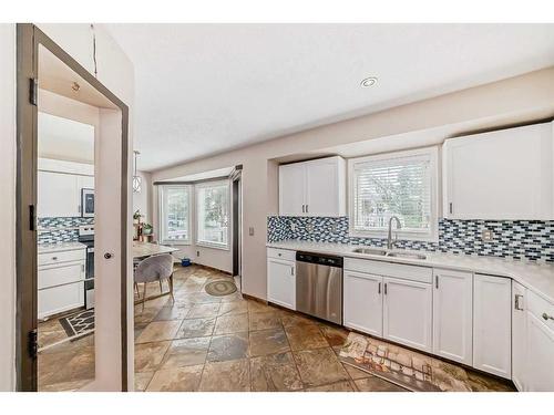 245 Killarney Glen Court Sw, Calgary, AB - Indoor Photo Showing Kitchen With Double Sink