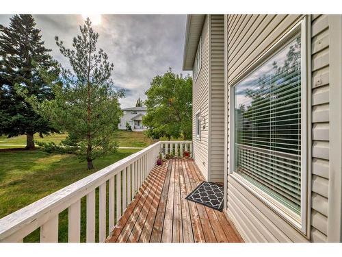 245 Killarney Glen Court Sw, Calgary, AB - Outdoor With Deck Patio Veranda