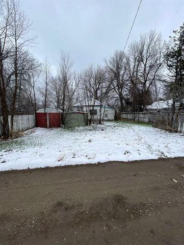 206 Noble Street, Barons, AB - Outdoor