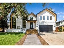 1008 70 Avenue SW Calgary, AB T2V 4A8