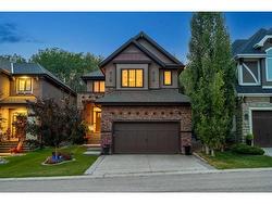 37 Ascot Crescent SW Calgary, AB T3H 0T9