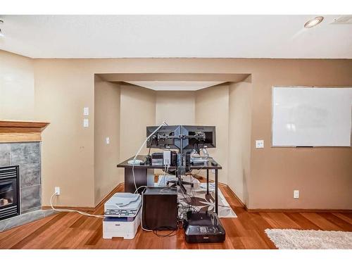 206 Citadel Meadow Grove Nw, Calgary, AB - Indoor Photo Showing Gym Room