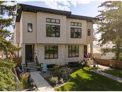 2417 52 Avenue SW Calgary, AB T3E 1K5