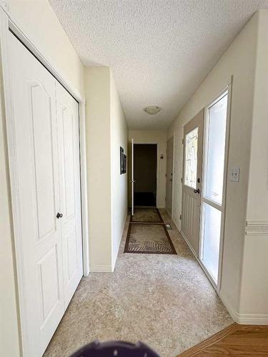 193 Balsam Crescent, Olds, AB - Indoor Photo Showing Other Room