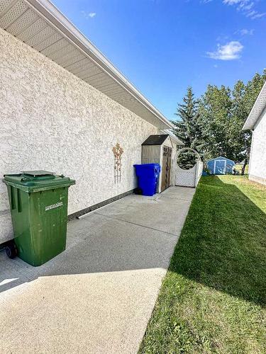 193 Balsam Crescent, Olds, AB - Outdoor