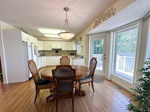 193 Balsam Crescent, Olds, AB - Indoor Photo Showing Dining Room