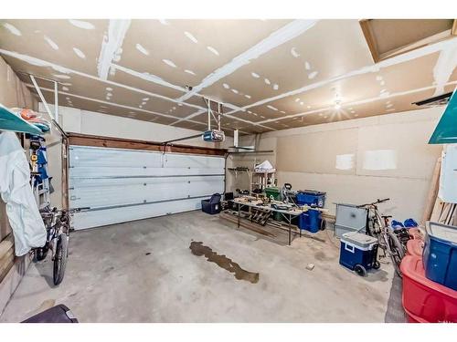 4 Bow Court, Cochrane, AB - Indoor Photo Showing Garage