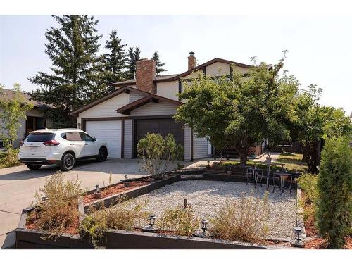 10 Whiteram Place Ne, Calgary, AB - Outdoor