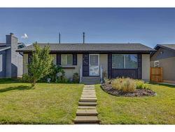 344 Manora Road NE Calgary, AB T2A 4R6