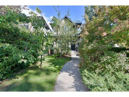 4410 17 Street Sw, Calgary, AB - Outdoor