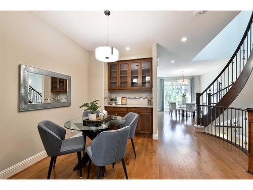 4410 17 Street Sw, Calgary, AB - Indoor Photo Showing Dining Room