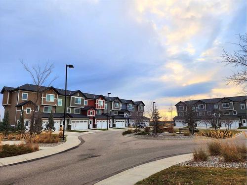 66 Nolan Hill Heights Nw, Calgary, AB - Outdoor With Facade