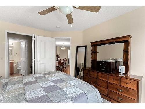 1232-8810 Royal Birch Boulevard Nw, Calgary, AB - Indoor Photo Showing Bedroom